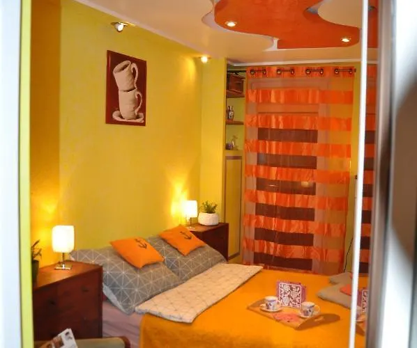 Apartment Lawendowe Swiatlo - Przy Stacji Metra