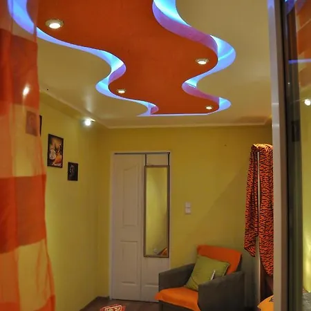 Lawendowe Swiatlo - Przy Stacji Metra Апартаменты